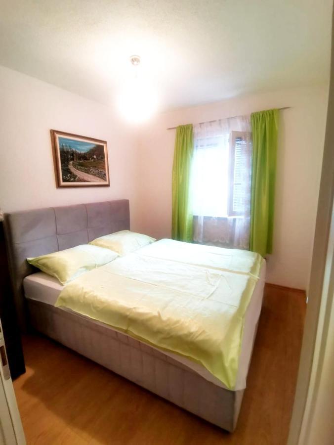 Apartment Mario Лівно Екстер'єр фото