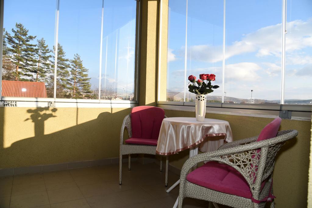 Apartment Mario Лівно Екстер'єр фото